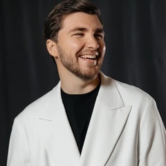 Денис Тебекин