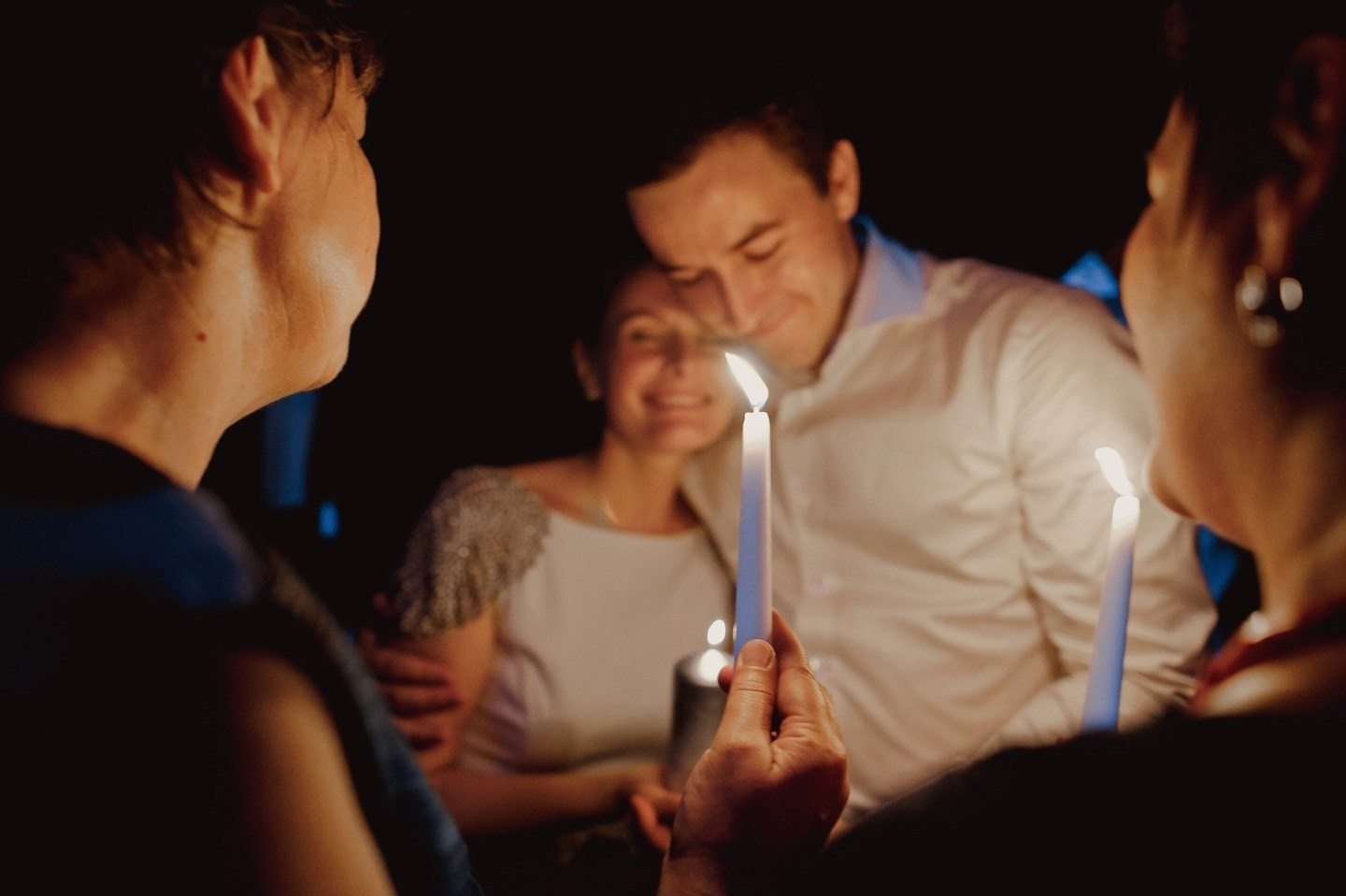 Свадебные традиции: зажжение семейного очага