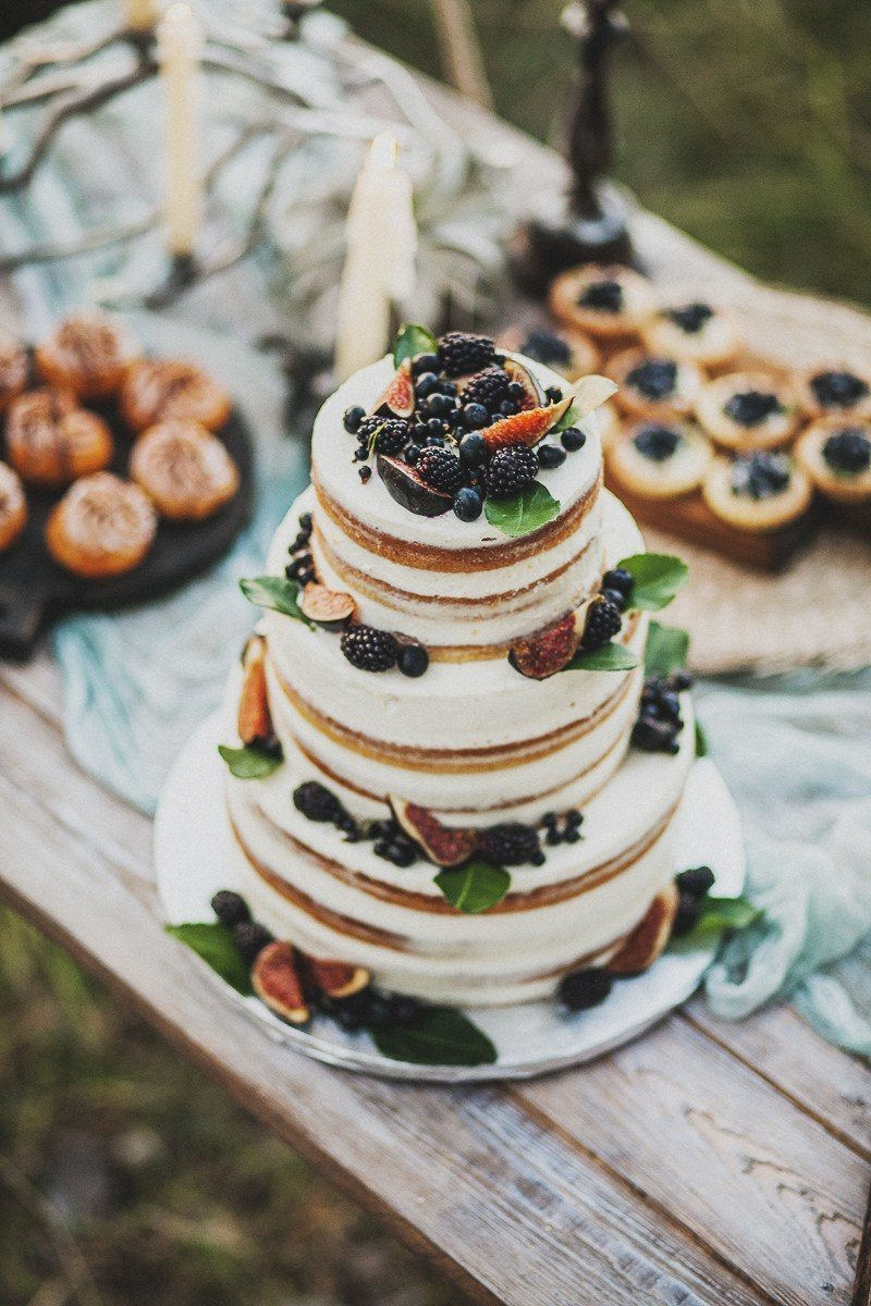 Подаем свадебный торт: top-10 идей