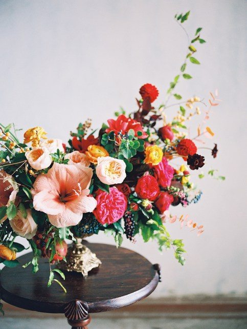 Какие цветы подходят вашему стилю и месту свадьбы?