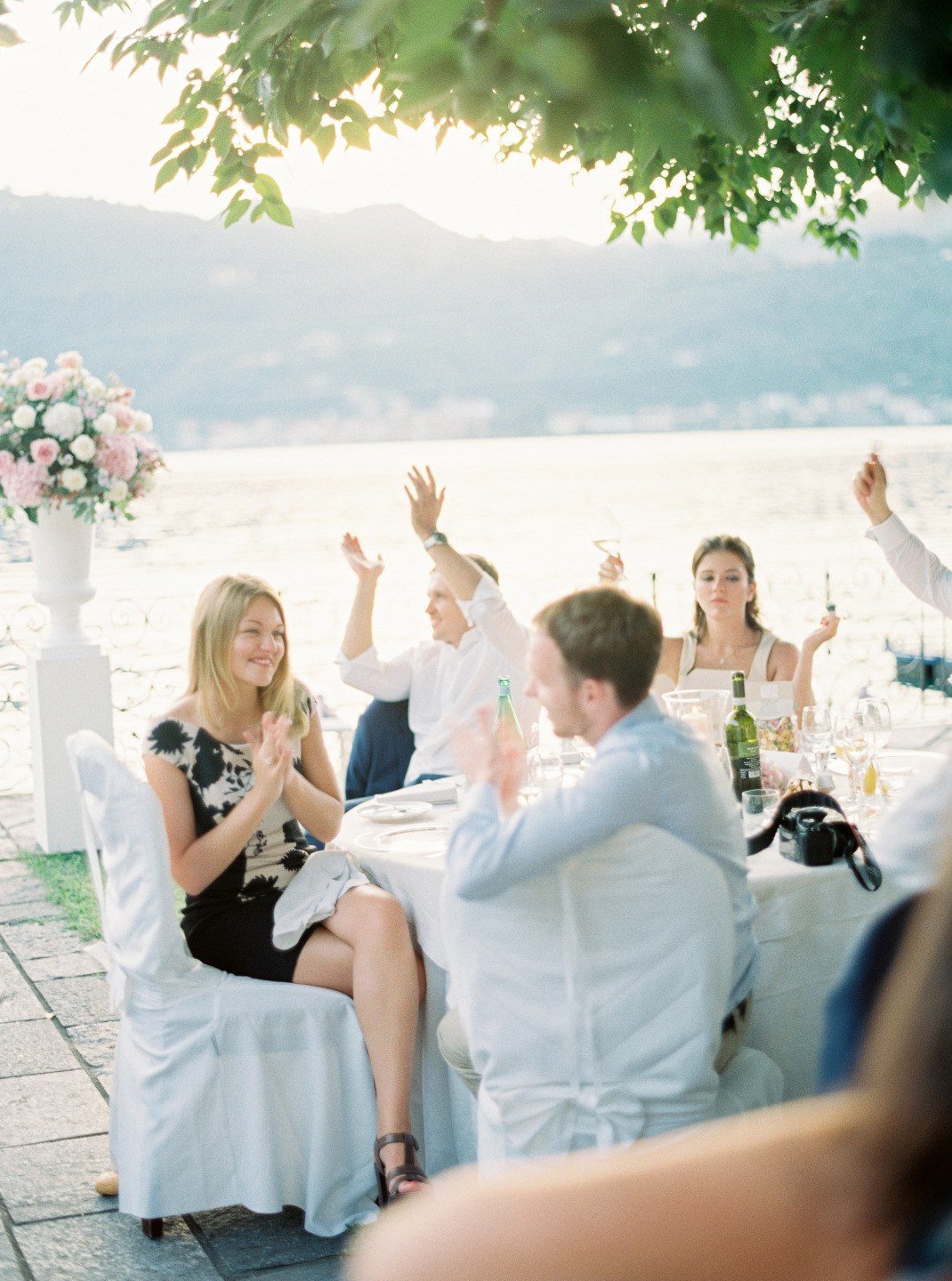 Как порадовать гостей на свадьбе? Топ-10 идей