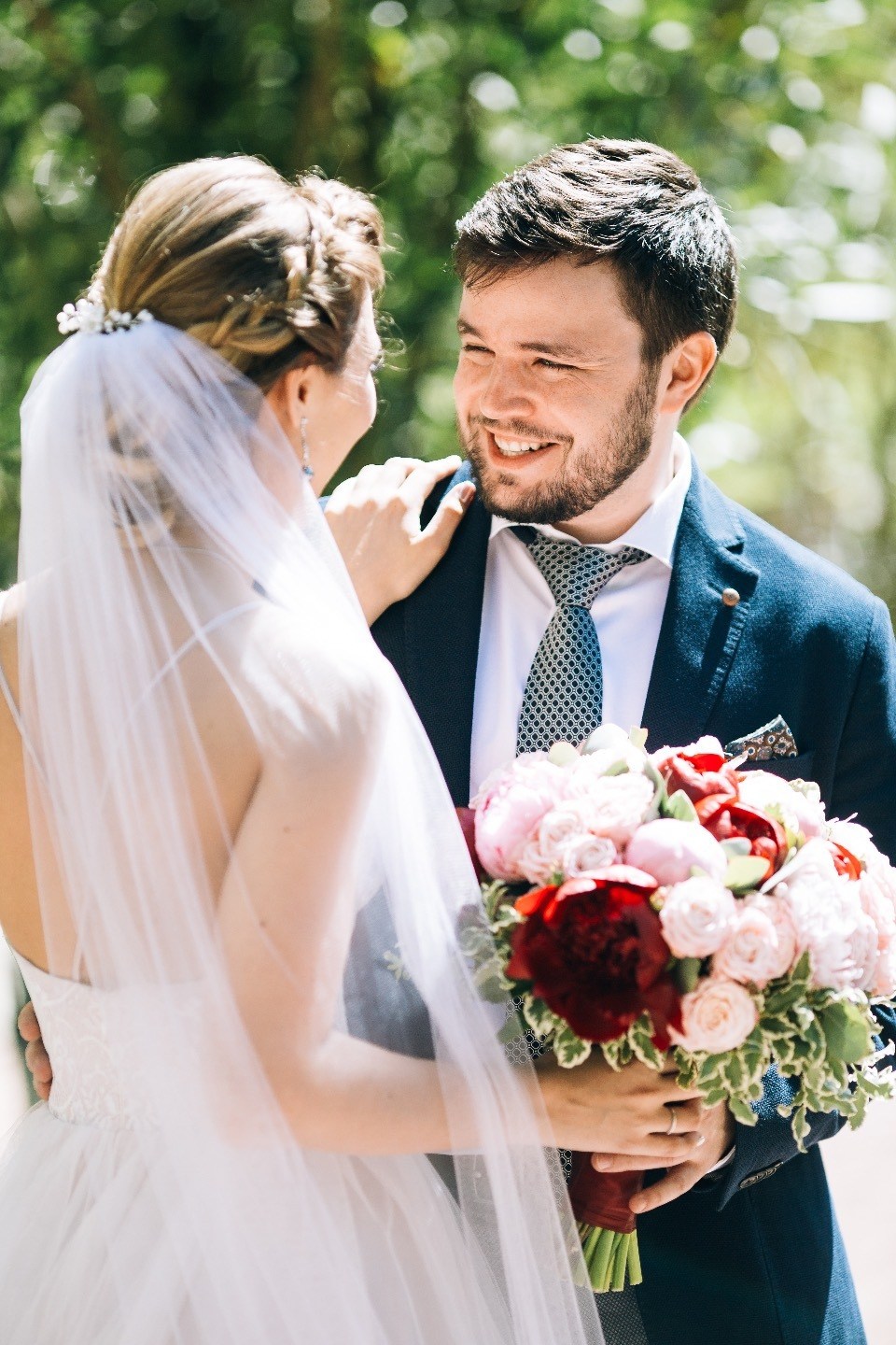 Счастье быть семьей: летняя свадебная love-story