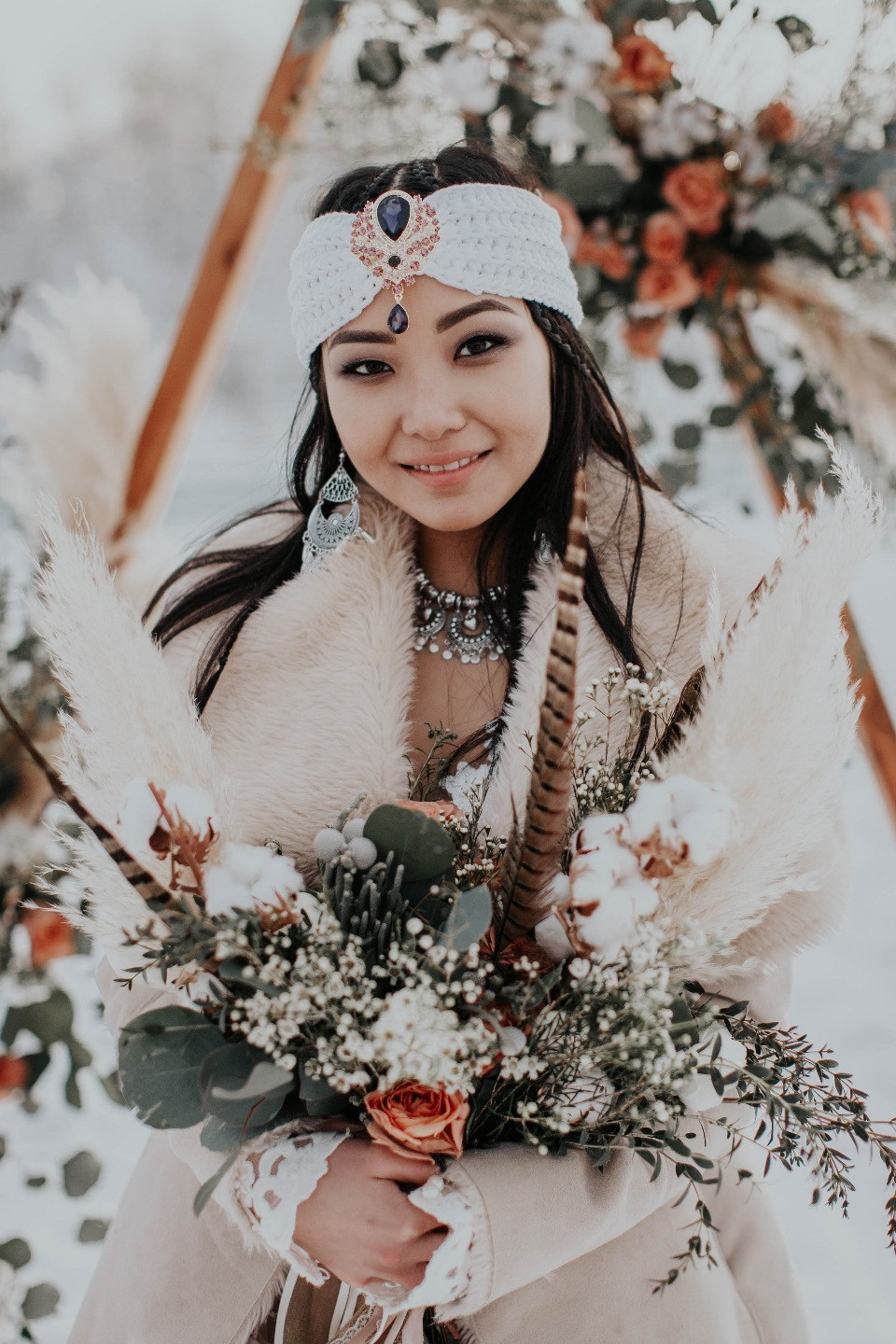 Northern Wed: стилизованная фотосессия в якутском стиле