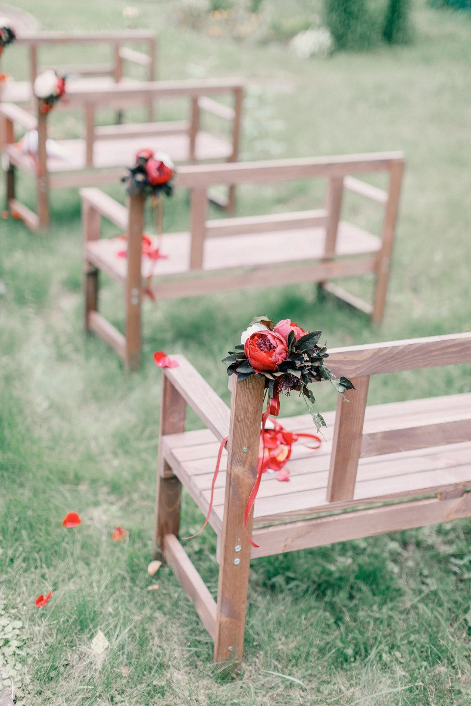 Однажды летом: загородная свадьба в цвете марсала