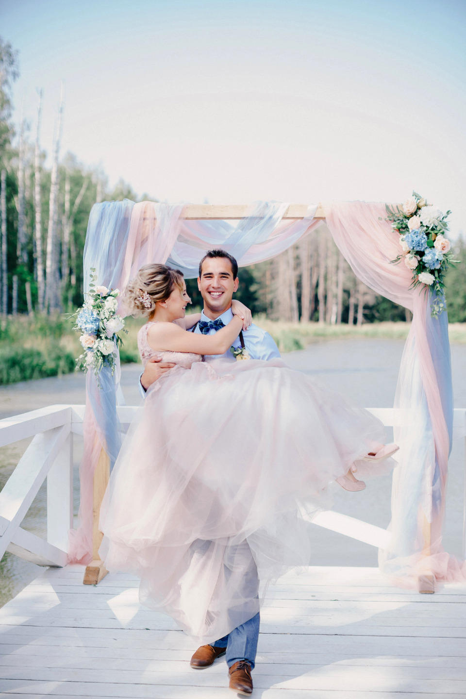 Нежность и романтика: свадьба в розово-голубой палитре