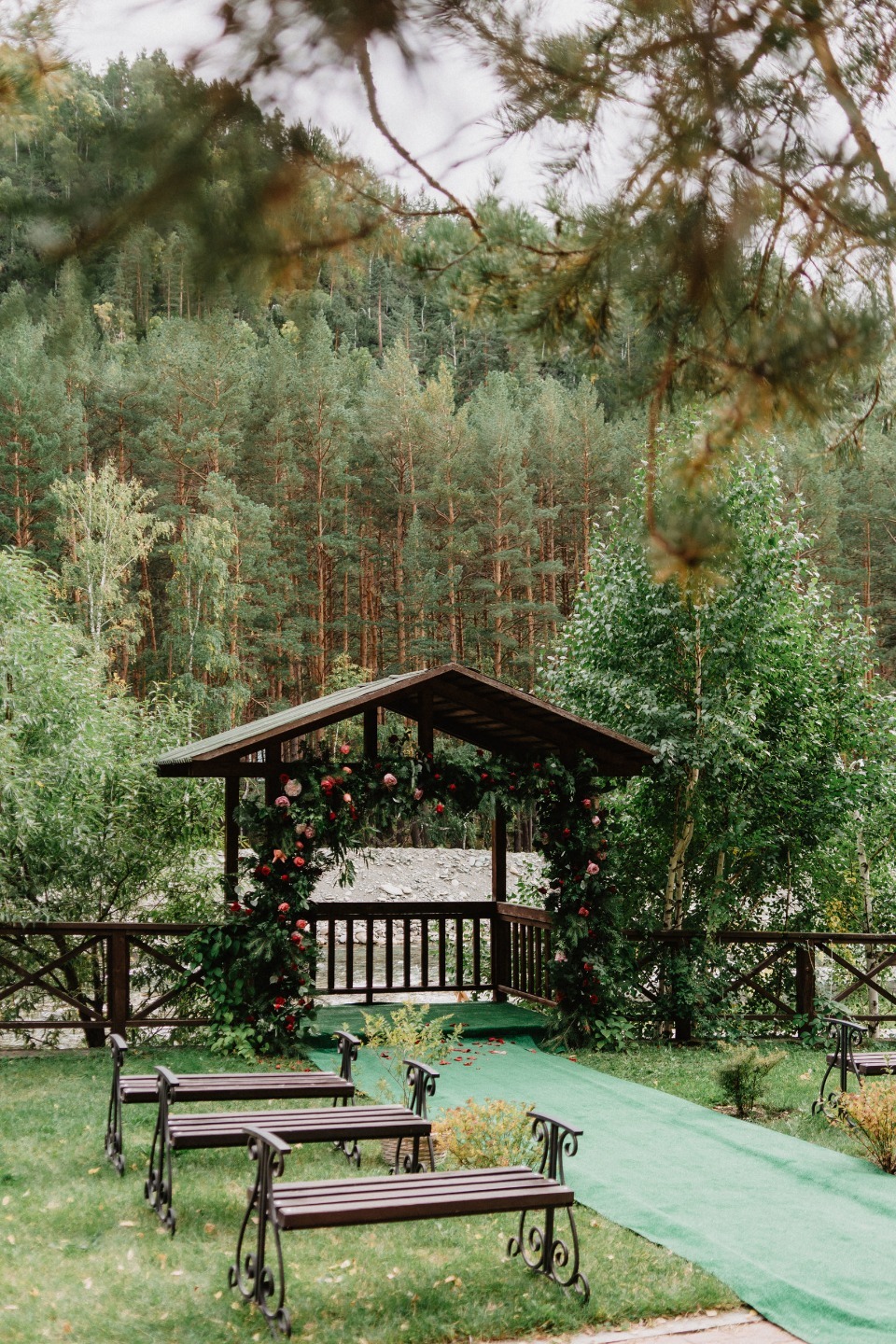 Уютная осень: свадьба в Горном Алтае
