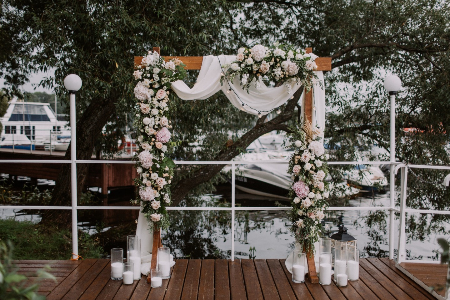Уют и романтика: свадьба в садовом стиле