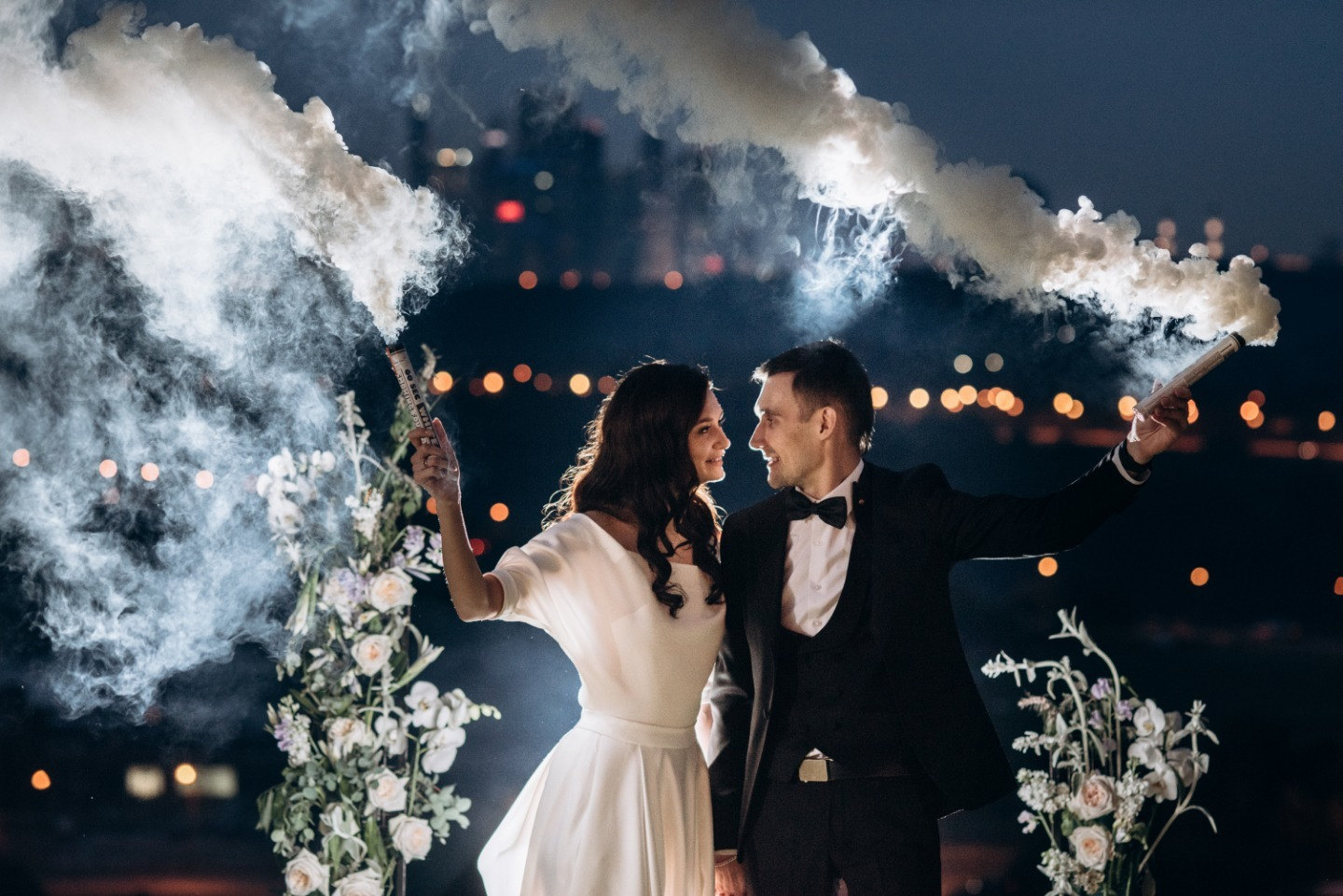 В серой дымке: свадьба в городской стилистике