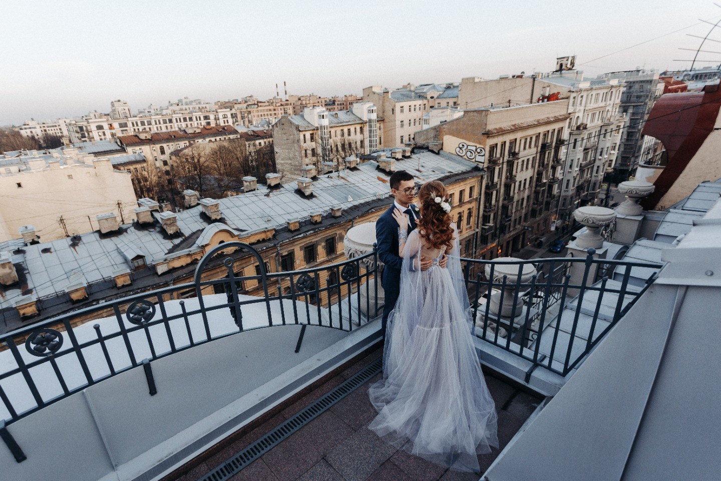 &#171;Звезды сошлись&#187;: свадьба в лофте в Санкт-Петербурге