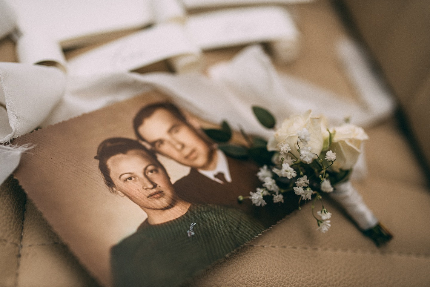 Бриллиантовая свадьба: стилизованная фотосессия о любви длиною в жизнь