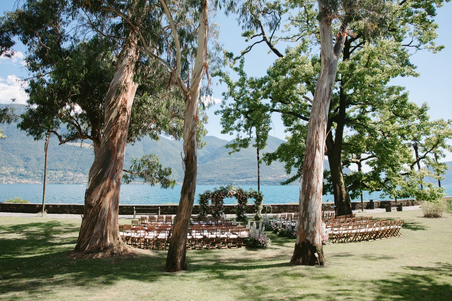 Ароматы ботанического сада: роскошная свадьба на частном острове