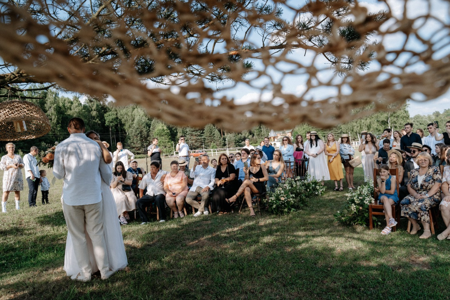One big family: душевная бохо-свадьба на природе