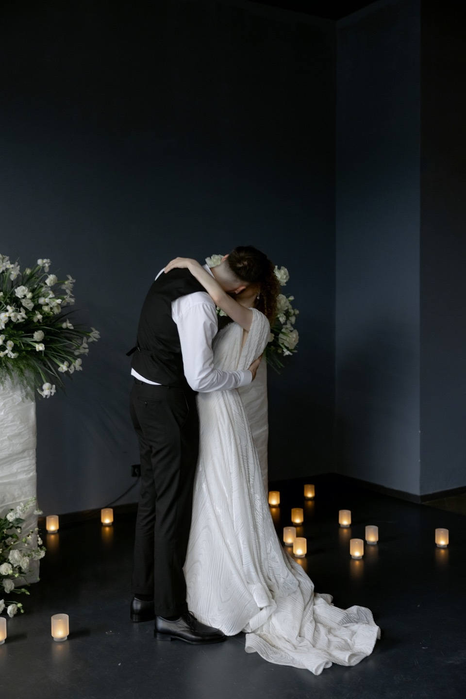 Сахарная любовь: лаконичная и камерная свадьба