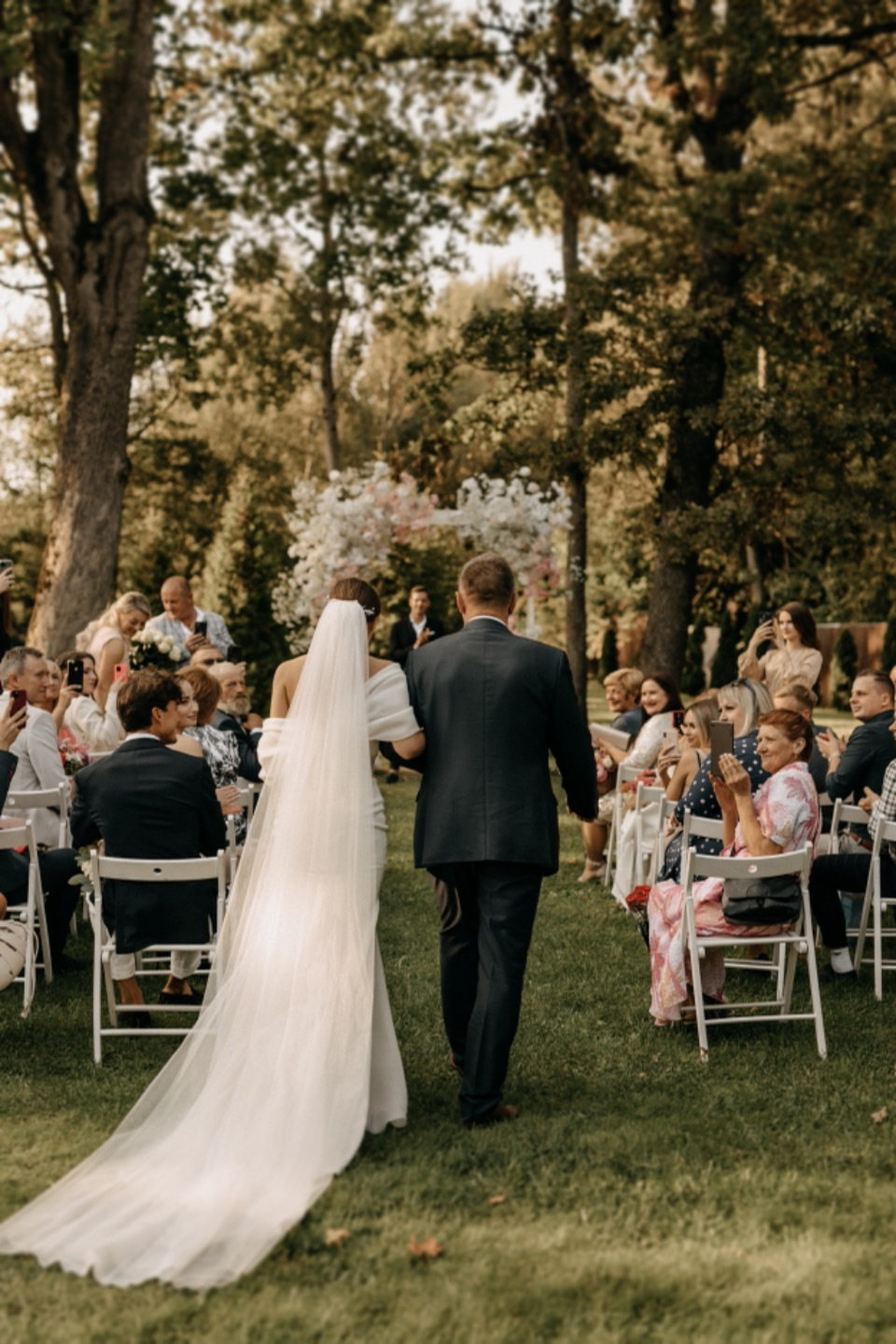 «С первого взгляда»: романтическая свадьба в усадьбе